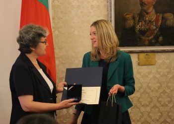 Аз уча в необикновена класна стая