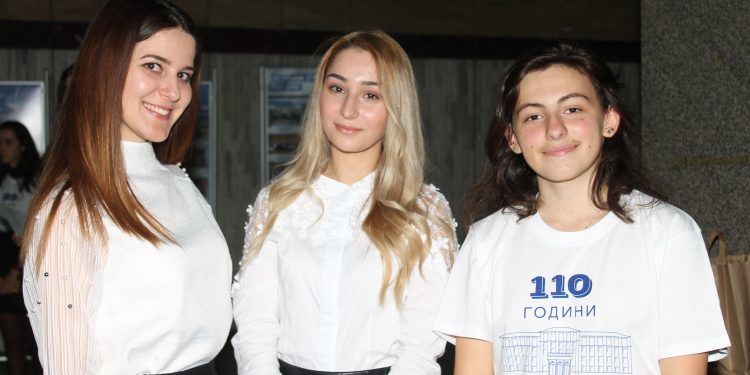 Тук урок №1 е за дисциплината