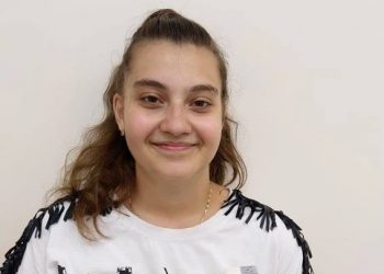 Защо бургаско момиче стяга куфари за Брюксел