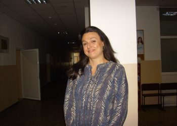 „Слънчогледите и нощта“