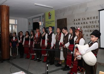 Училище  за първенци