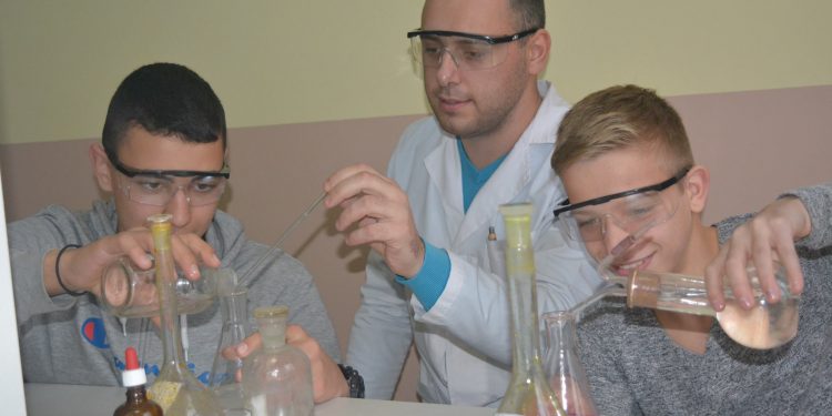 Без труд няма таланти