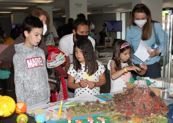 За самопочистващите се прозорци и…