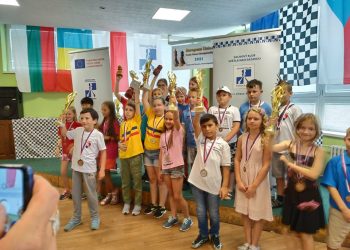 Злато, сребро и бронз за младите ни шахматисти