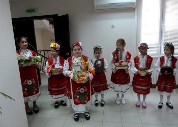 11 школи забавляват децата в Борован