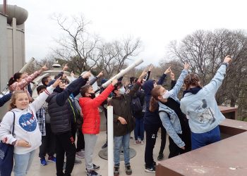 На „екскурзия“ до Марс и Луната