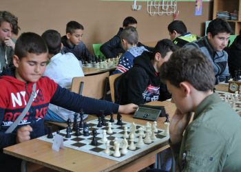 На лов за приказки