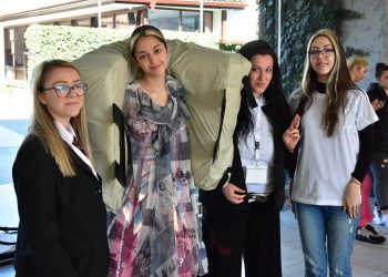 Рокля от спомени в куфар