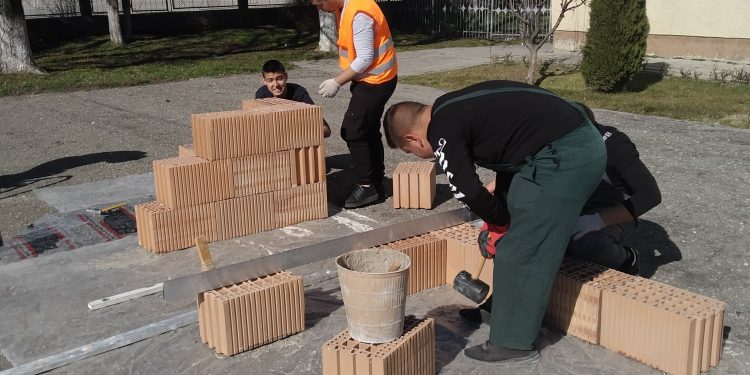 В Търговище залагат на дуалното обучение
