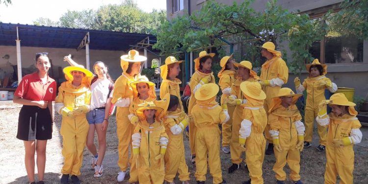 Лятна младежка програма за избор на професия в Русе