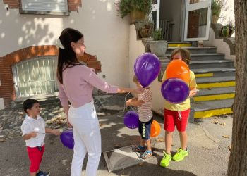 И българчетата във Франция тръгват на училище