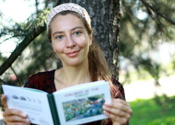 Писателката Петя Кокудева пред в. „Аз-буки“: Харесвам хората – дори  и тези, които не харесвам