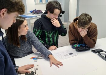 Чети и снимай