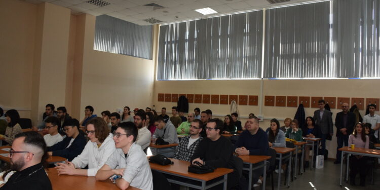 1050 лв. средна такса за висше училище