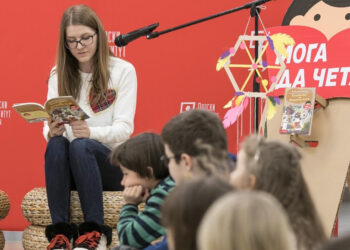 Детски аудиоистории  учат на добродетели