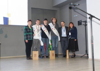 13 пълни шестици по химия