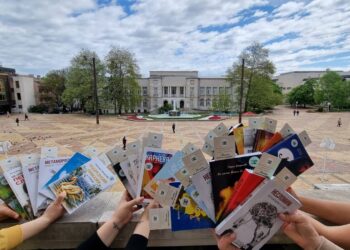 Книгите сами ни намират