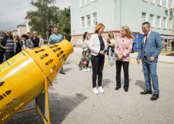 И Минно-геоложкият университет в София със „зелен остров“