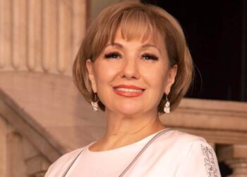 Д-р Ваня Монева, хоров диригент: Учителите за мен са свети хора