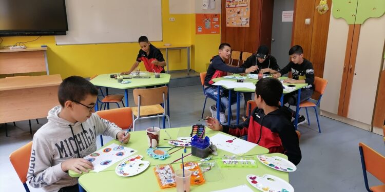 В артстудио „Таралеж“ учат чрез преживявания