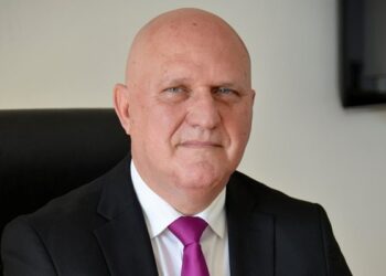 Министър Цоков поиска повече пари за образование