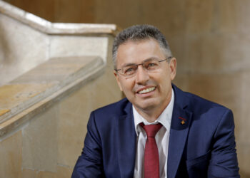 Проф. д-р Ивайло Копрев, ректор на Минно-геоложкия университет: Амплоато ни е да създаваме минни инженери