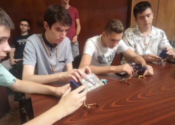 Видински ученици с нов успех в роботиката