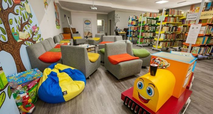 Школо се превръща  в екобиблиотека