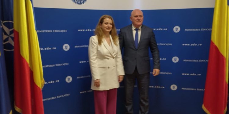 Обменяме опит с Румъния в квалификацията  на учителите