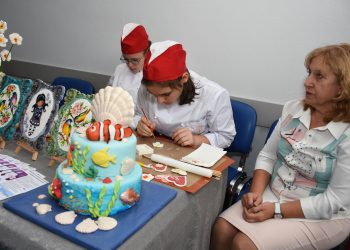 Изкуството влиза в сладкарството