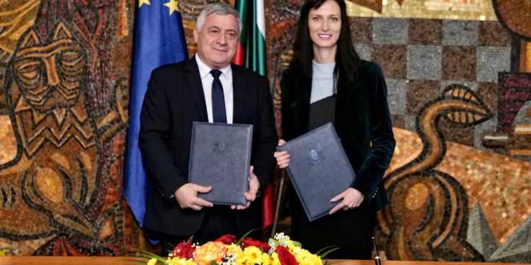 МВнР отваря врати за студенти на Русенския университет