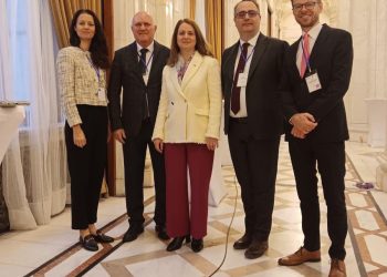 Експерти на ОИСР идват през февруари