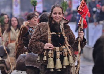 Магията на „Сурва“ (ГАЛЕРИЯ)