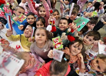 Снимка на броя: В очакване на Баба Марта