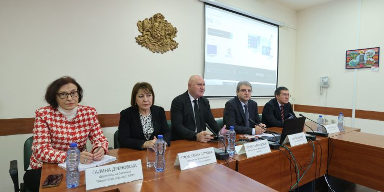 Промени при приема на студенти в новоразкрити направления