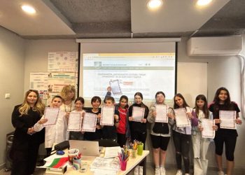 Най-голямото българско неделно училище в Атина отбелязва 20-годишен юбилей