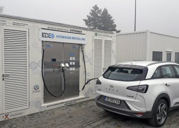 Първата водородна зарядна станция у нас вече работи