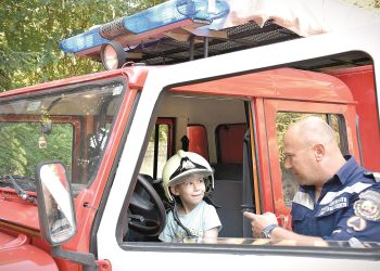 Снимка на броя: Школа по пожароприложен спорт „Огнеборец“