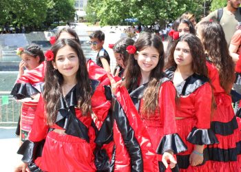 Снимка на броя: фестивал „Отворено сърце“