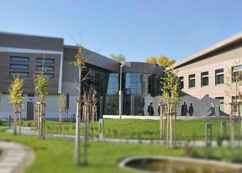 Предлагат частно висше училище в Пловдив да бъде закрито