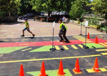 Ученици от Бобов дол с дипломи от Детското полицейско управление