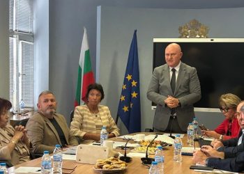 Измерването на умения в областта на природните науки за деветокласниците се планира да се проведе на 14 и 15 октомври и ще се осъществи на електронни устройства