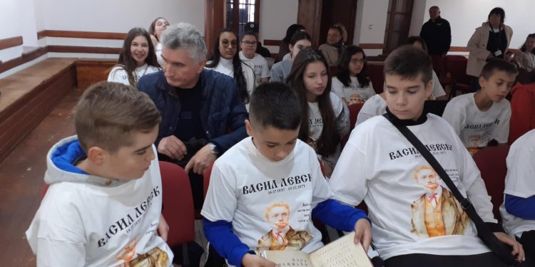 Рибният буквар гостува на Кюстендил