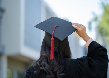 Студенти стипендии