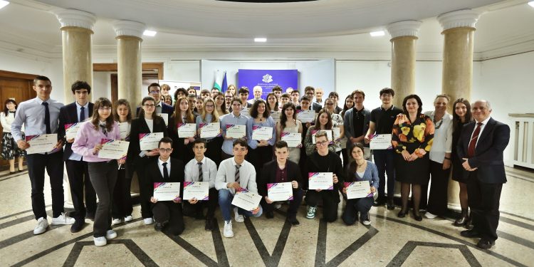 Рекорден брой участници на XXVII издание на националния конкурс „Млади таланти“ (обновена)