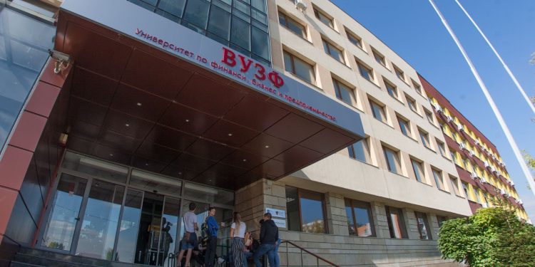 Частното специализирано Висше училище по застраховане и финанси (ВУЗФ) в София да бъде преобразувано в Университет по застраховане и финанси. Това предвижда проект за Решение на Министерския съвет