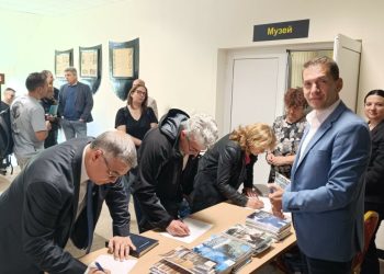 „Аз-буки“ проведе семинар за публикуване на научни изследвания във ВТУ „Тодор Каблешков“