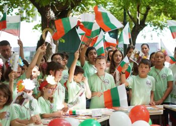 Поредна успешна учебна година за Българското училище в Атина