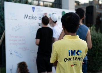 България приема най-голямата международна студентска математическа олимпиада