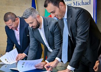 Столична община с програма „Да пораснем изправени“